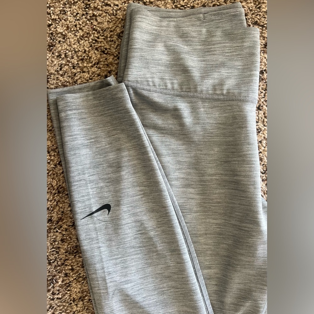Nike leggings